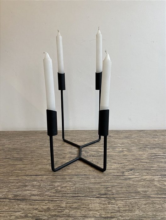 Candelabro em Ferro 4 Velas - Artesanal (Apartamento Decorado com Detalhe)