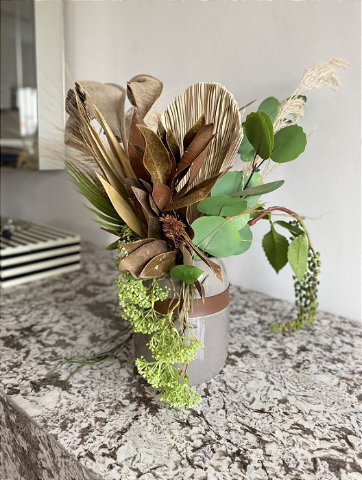 Vaso Couro em Cerâmica com Flores - Dot Objetos (Apartamento Decorado)