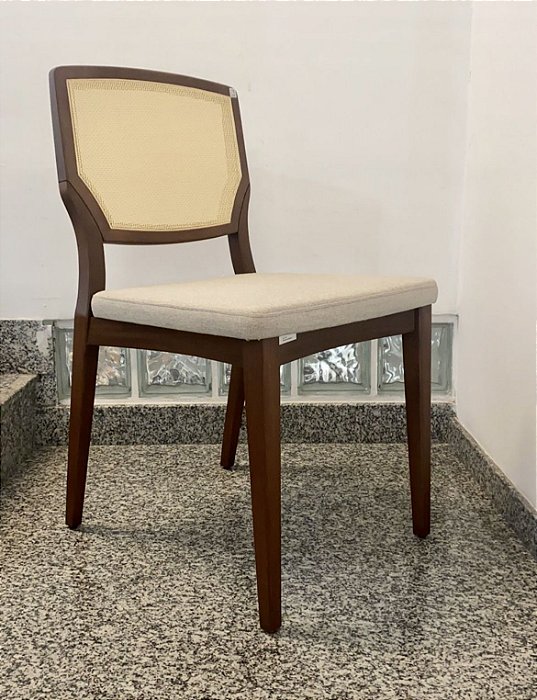 Cadeira Gio Encosto em Palha - Breton (Mostruário de Loja)