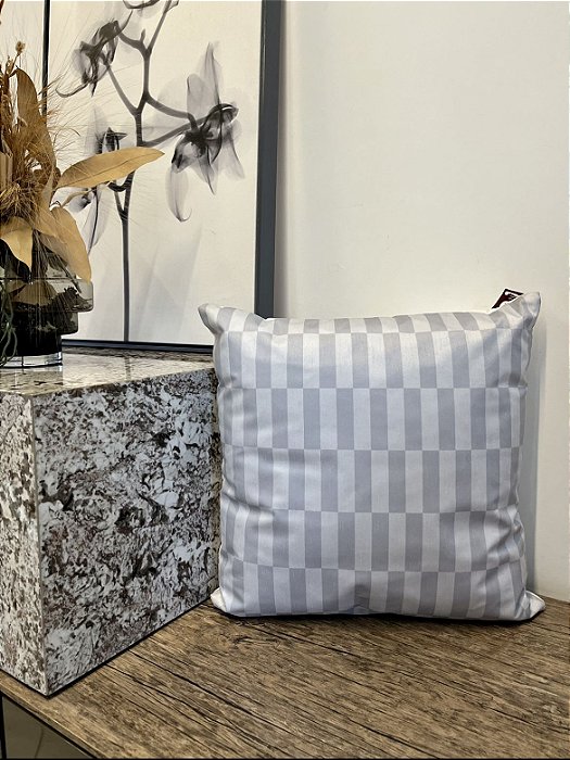 Almofada Lisse Impermeável 50x50  - Breton (Apartamento Decorado)