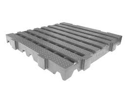 ESTRADO MODULAR CINZA 40X40 MERCHAN