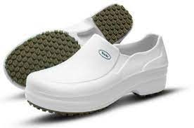 SAPATO SOFT WORKS BRANCO 40