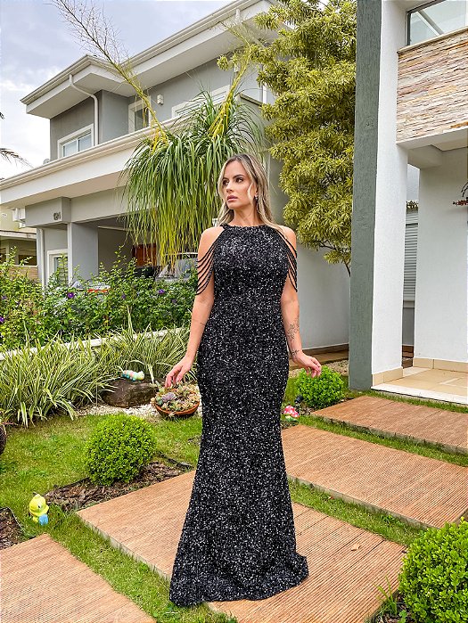 VESTIDO SAMANTHA BORDADO EM PAETÊ DETALHE PEDRARIA OMBRO - PRETO