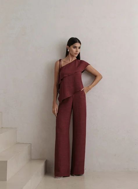 CONJUNTO BLUSA ASSIMÉTRICA CREPE - VINHO