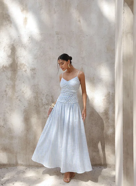 VESTIDO LISTRADO BUSTO FRANZIDO - AZUL CLARO