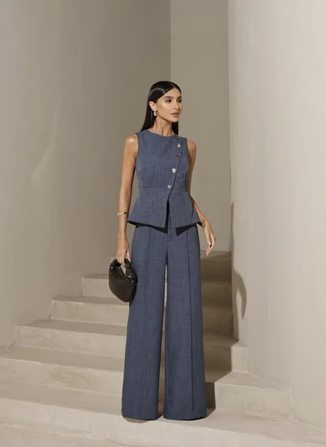 CONJUNTO ALFAIATARIA COLETE ASSIMÉTRICO - AZUL JEANS