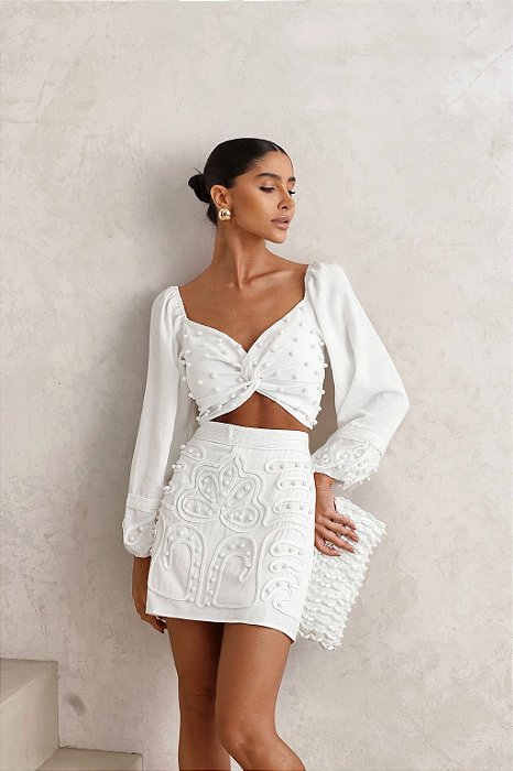 CONJUNTO CROPPED E SAIA BORDADO PÉROLAS - OFF WHITE