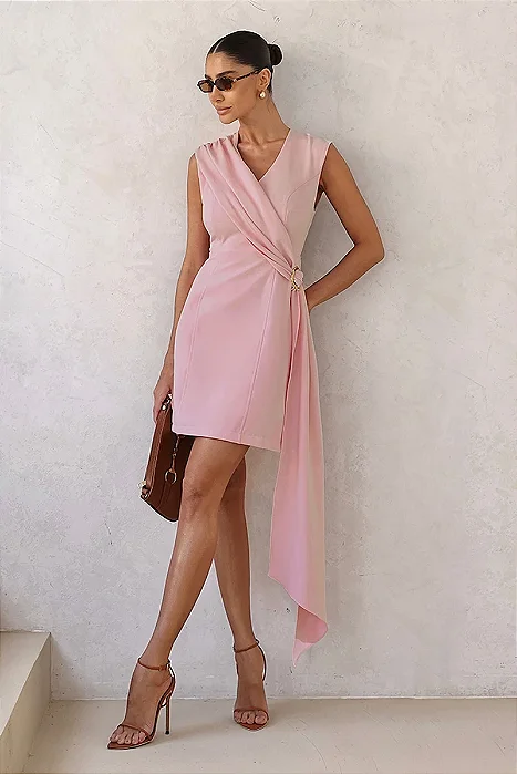 VESTIDO SUZY TUBINHO CURTO COM DETALHE FIVELA - ROSE