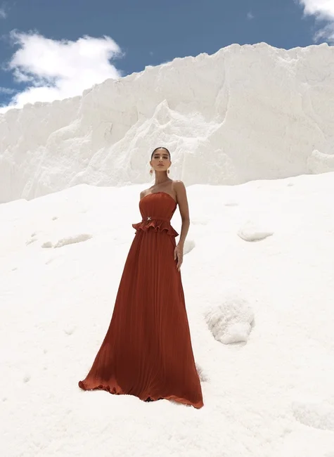 VESTIDO LONGO CREPE PLISSADO MALDIVAS - TERRACOTA