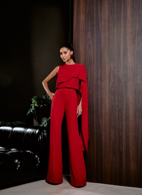 CONJUNTO ALFAIATARIA CALÇA E BLUSA ASSIMÉTRICA - VERMELHO