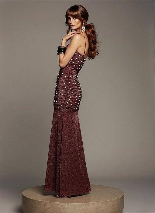 VESTIDO LONGO DRAPEADO PÉROLAS CELEBRATION - VINHO