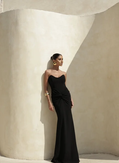 VESTIDO LONGO BARBATANA T.Q.C. TORCIDO - PRETO