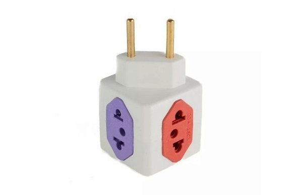 Adaptador Plug Importado (Dado) - 2P+T