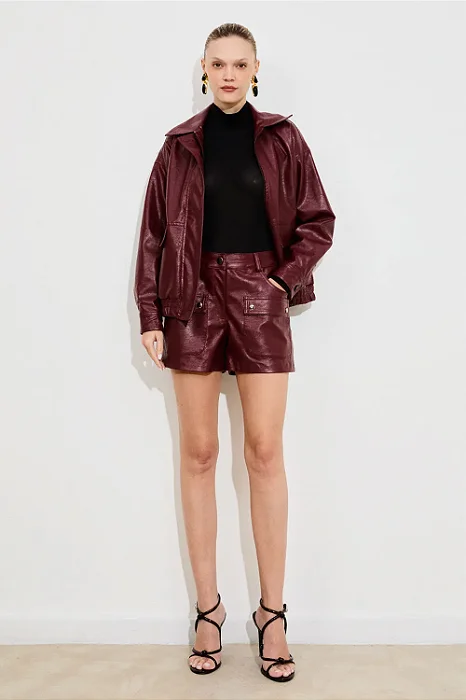 SHORTS CECILIA VINHO