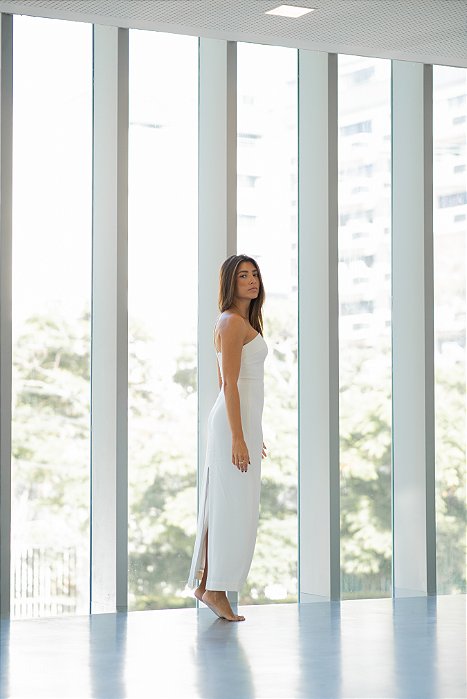 VESTIDO TOMARA QUE CAIA CREPE OFF WHITE