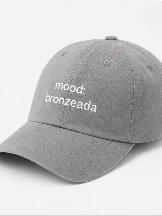 Boné - Mood: Bronzeada