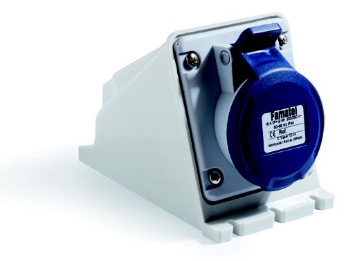 TOMADA DE SOBREPOR 3P+T+N 32A 220-240V 9H IP44 23296 FAMATEL
