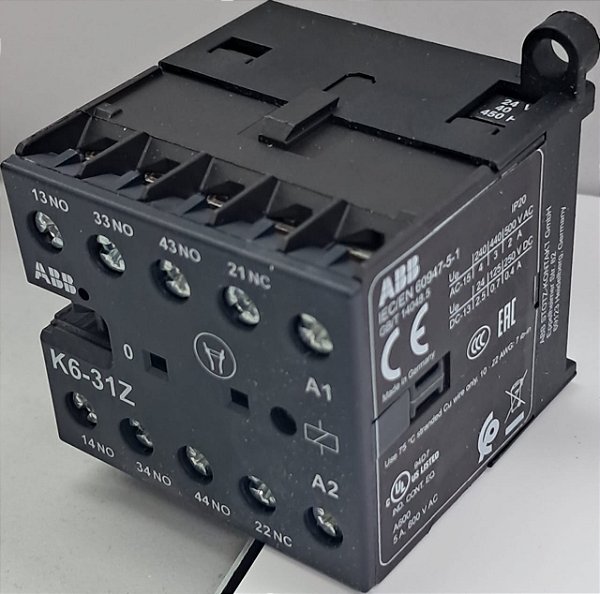 Minicontator auxiliar Tetrapolar 4A AC-15 3NA 1NF 24VCA GJH1211001R0311ABB