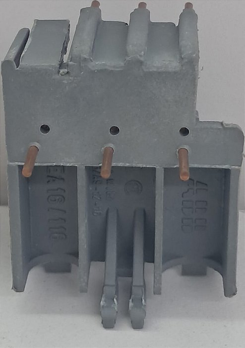 CONEXAO 690V USO EXCLUSIVO P/CONTATOR A 9/12/16 BEA 16/116 1SBN081406R1000 ABB