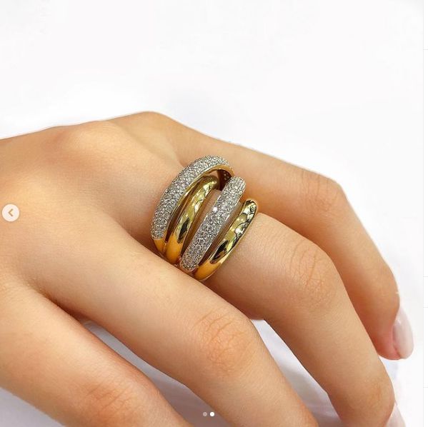 Anel Bombê 4 aros em Ouro Amarelo e Diamante