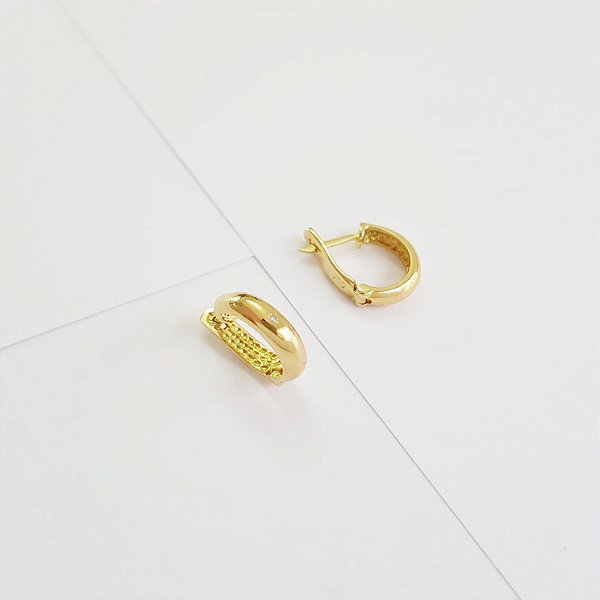 Meia Argola Lisa Ouro Amarelo e Diamante 12 mm