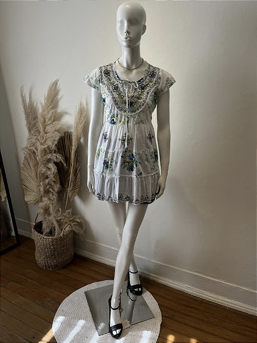 Bata Indiana Branca - M