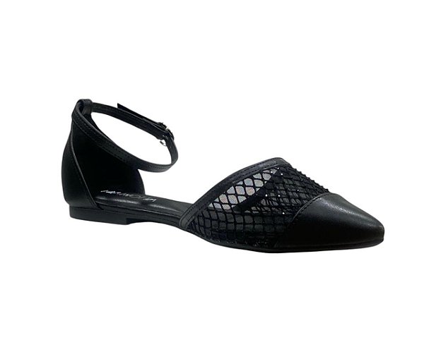 Sapatilha em tela preta bico fino Mariotta