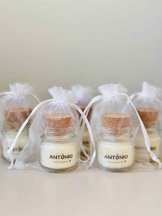 Vela lembrancinha 30g + saquinho de organza
