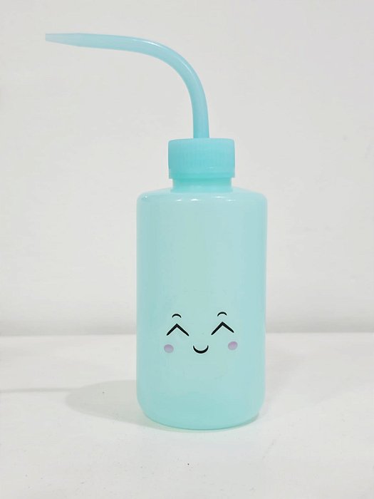 Pisseta Azul Plástica Bico Curvo 250ml