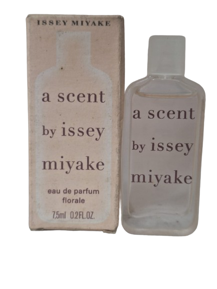A Scent by Issey Miyake Eau de Parfum FLORALE Feminino (Miniatura) Caixa Rosa