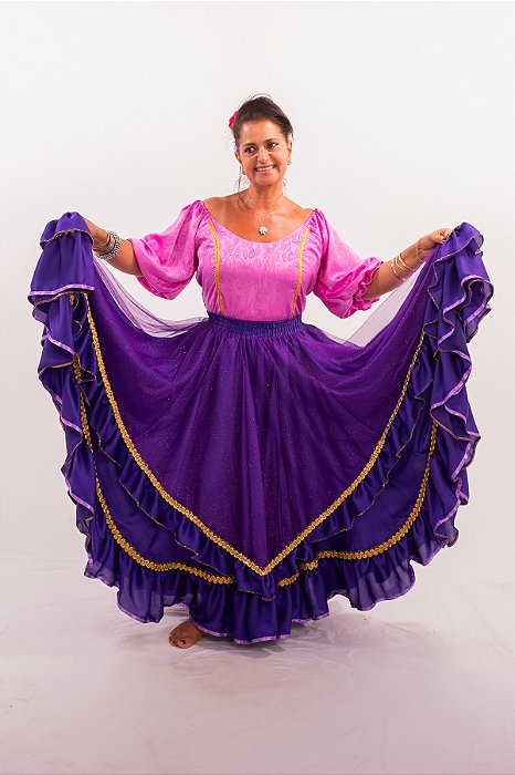 Saia Longa Cigana Modelo Sobre Saia Roxa com 13 metros de roda