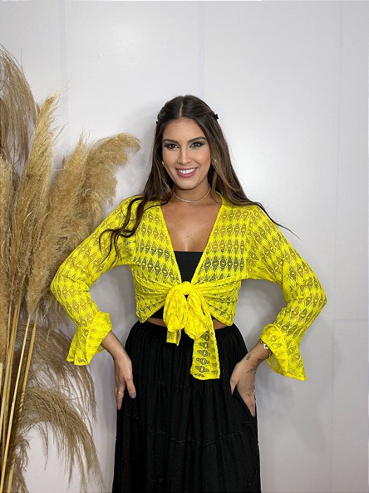 Bolero de Renda estilo Cigana com Manga Longa Amarelo