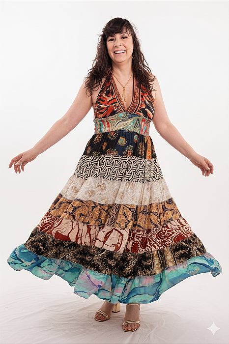 Vestido Longo Modelo Decote nas Costas Moda Luxo Estilo Indiana