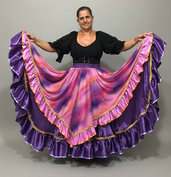 Saia Longa Cigana Modelo Sobre Saia com 14 metros de roda