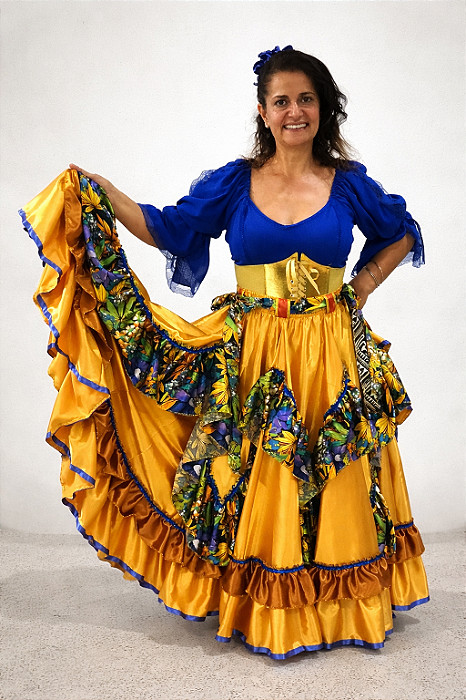 Saia Longa Cigana Modelo Estrela com 13 metros de roda