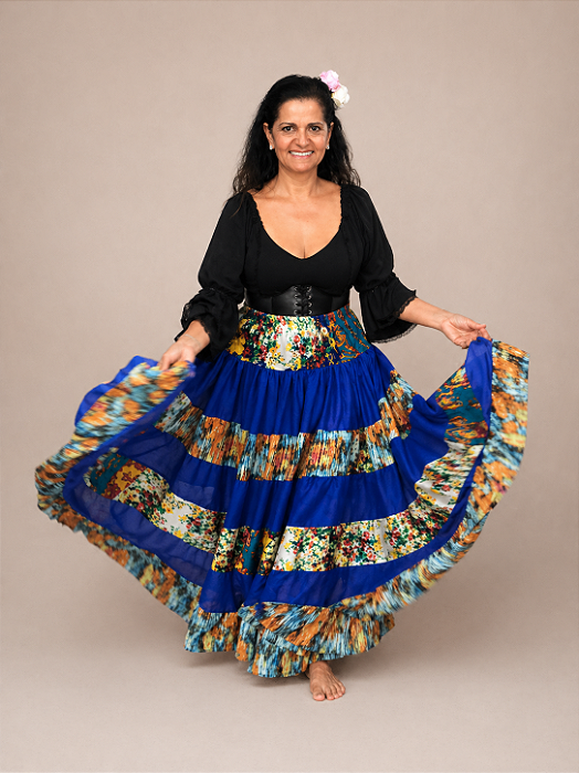 Saia Longa Cigana Modelo Patchwork com 12 metros de roda Azul Escuro