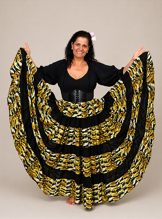 Saia Longa Cigana Modelo Patchwork com 12 metros de roda Animal Print