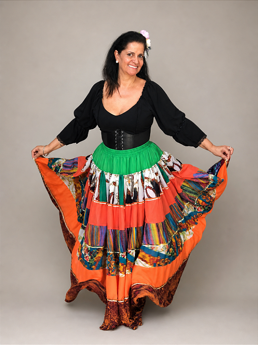 Saia Longa Cigana Modelo Patchwork com 12 metros de roda Laranja