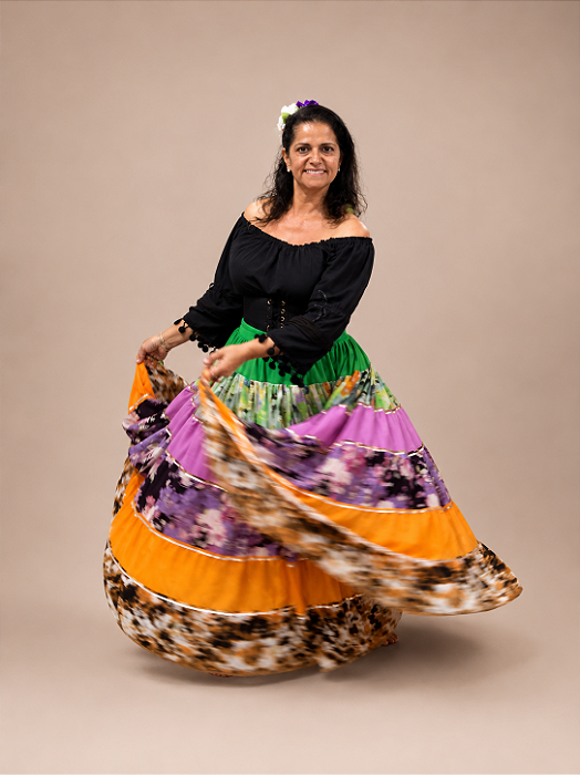 Saia Longa Cigana Modelo Patchwork com 12 metros de roda Verde Claro