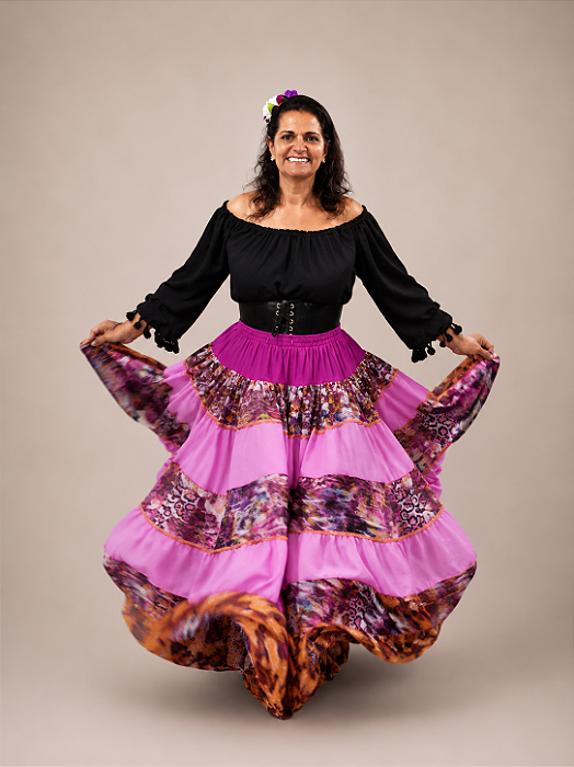 Saia Longa Cigana Modelo Patchwork com 12 metros de roda Rosa