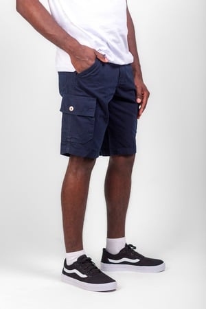 Bermuda Cargo Lisa Rafrow