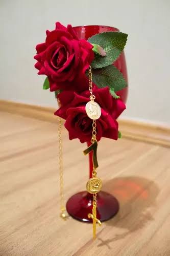 TAÇA DE VIDRO PERSONALIZADO PARA POMBAGIRA 7 ENCRUZILHADA - 1001