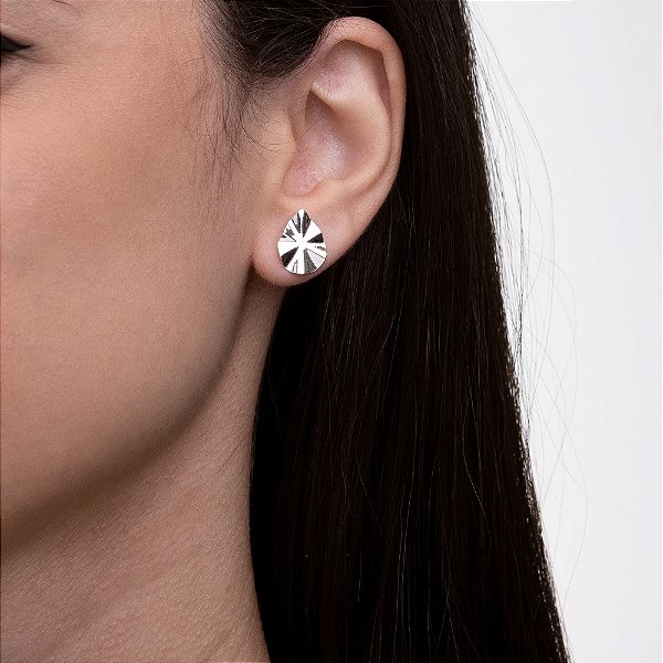 BRINCO ORGANICO GOTA PRATA 925