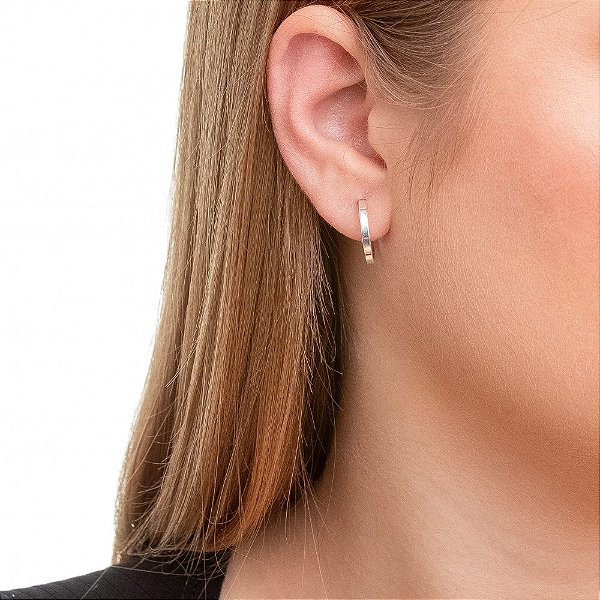 BRINCO ARGOLA FIO QUADRADO PRATA 925