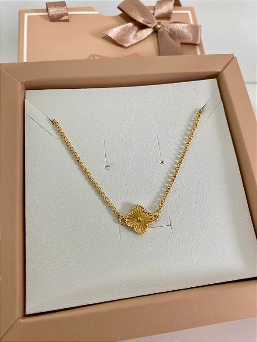COLAR TREVO UNICO DOURADO