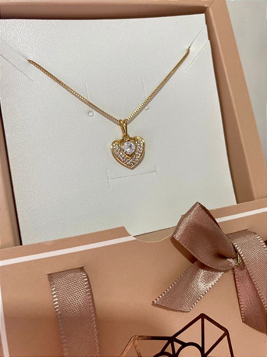 GARGANTILHA CORAÇÃO CRAVEJADO