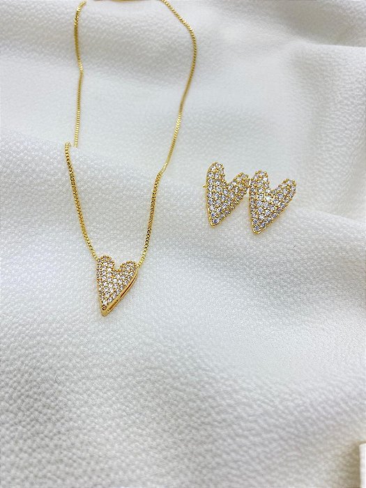 CONJUNTO CORAÇÃO CRAVEJADO