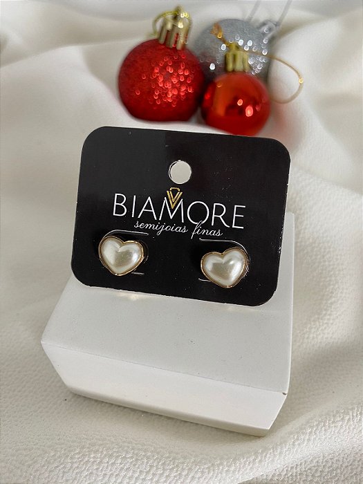 BRINCO CORAÇÃO EM PEROLA