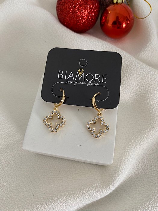 BRINCO ARGOLINHA TREVO CRISTAL