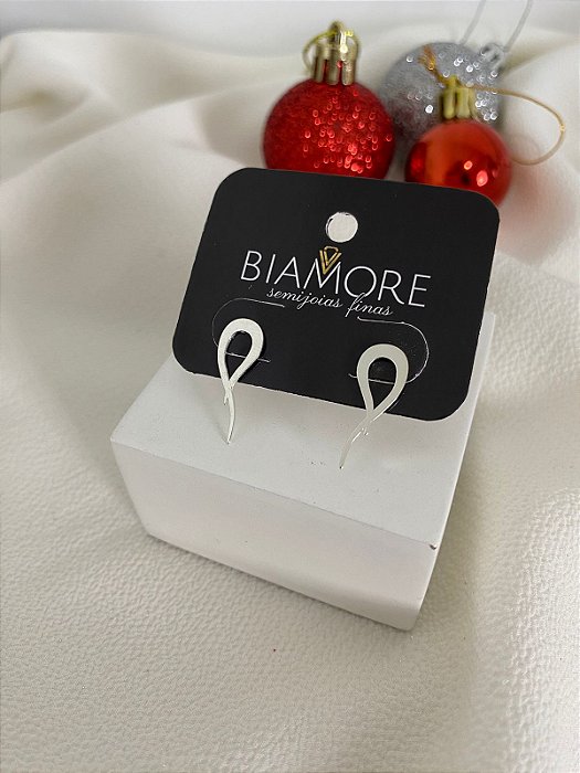 BRINCO LAÇO NÓ PRATA 925